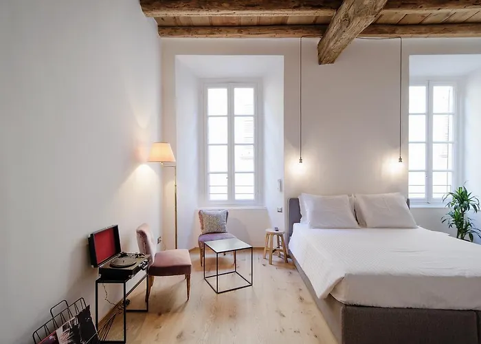 Volta 38 ゲストハウス コモ