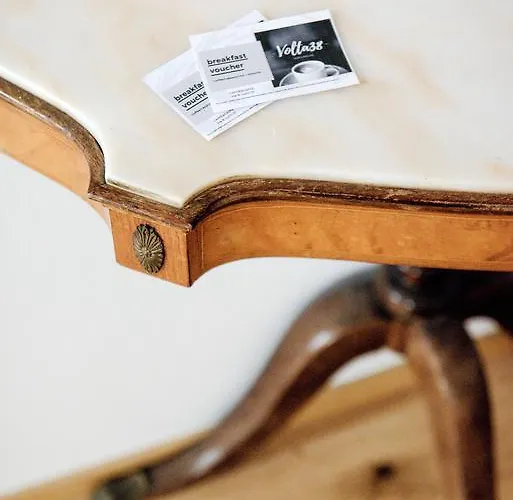 Volta 38 בית הארחה קומו