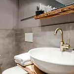 Volta 38 3* Como